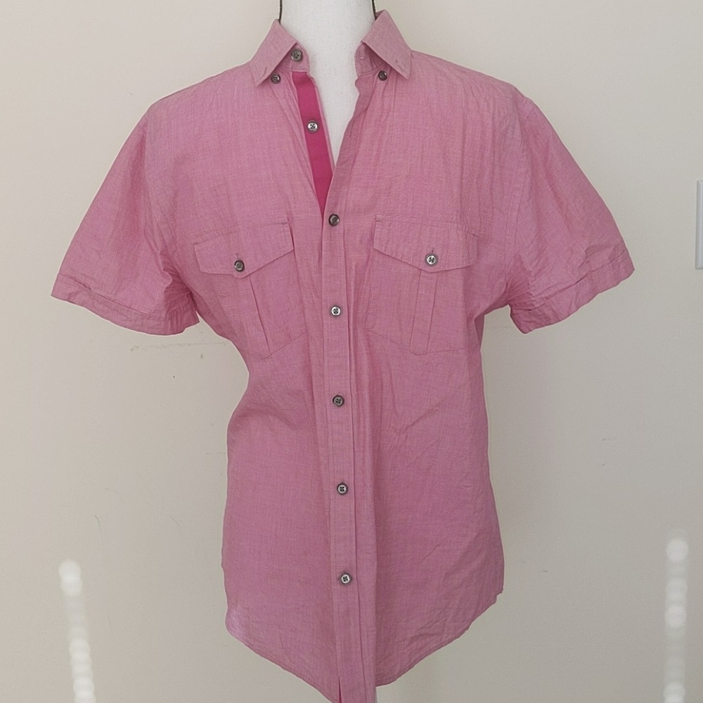Fitted mens dress shirt